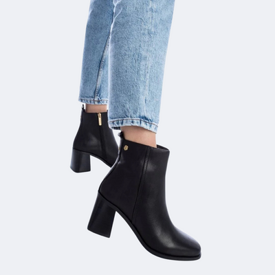 FOOTWEAR