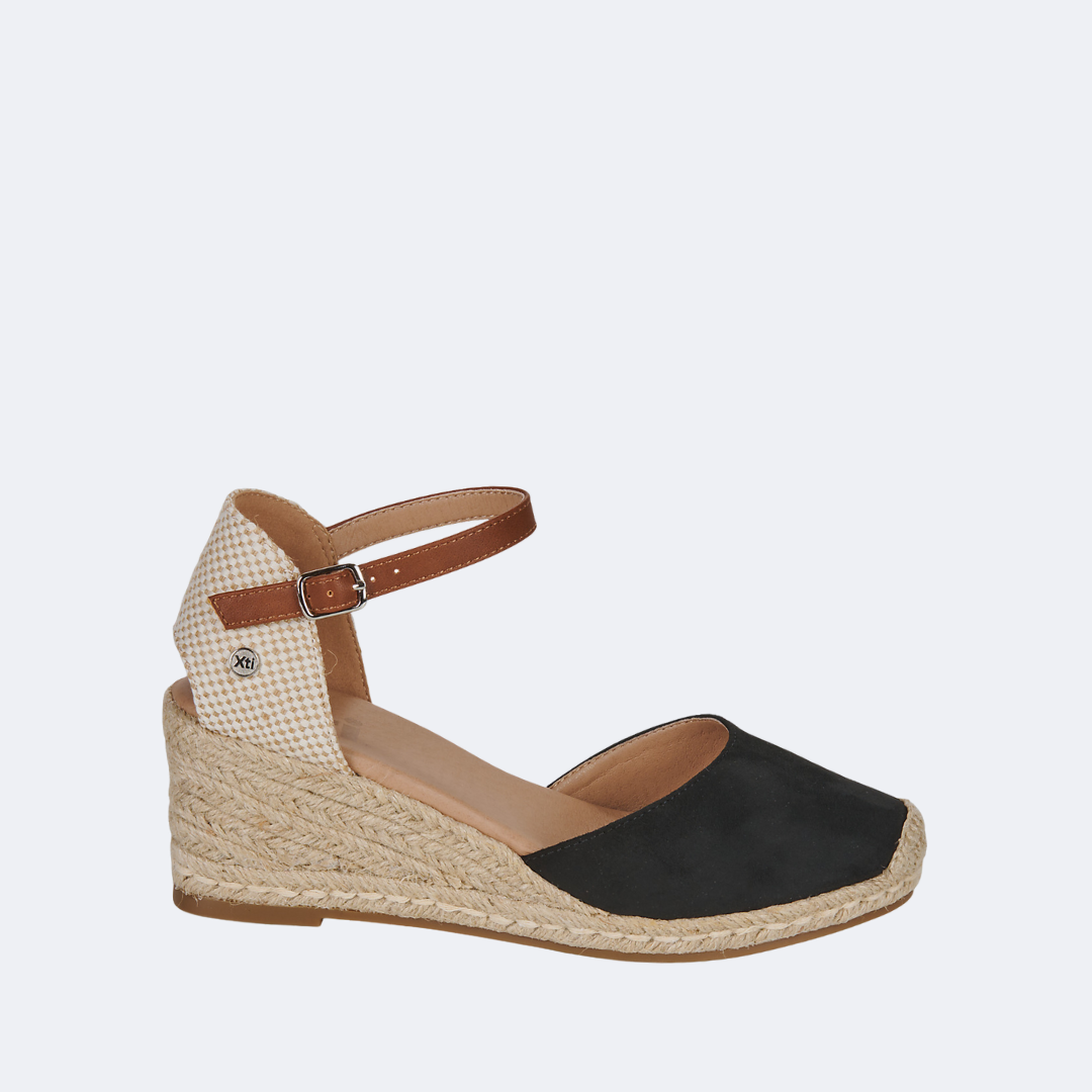 XTI - 140746 - Wedge Sandals - Black