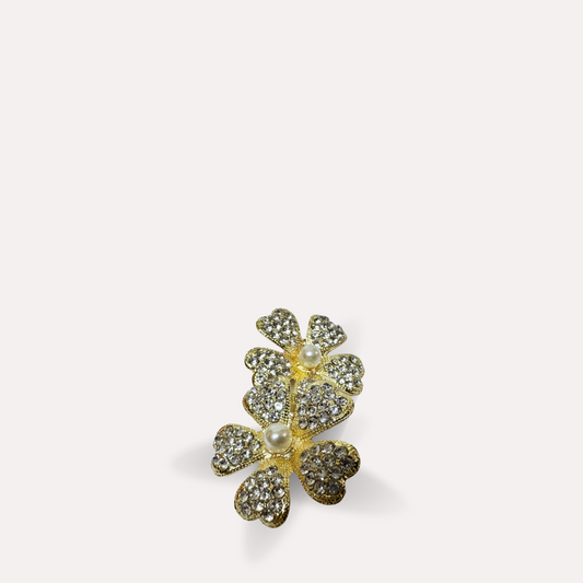 Shoe Trims - Large Gold Clover And Pearl