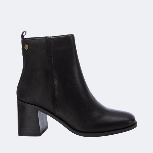 Carmela 161228 - Leather Boots - Black